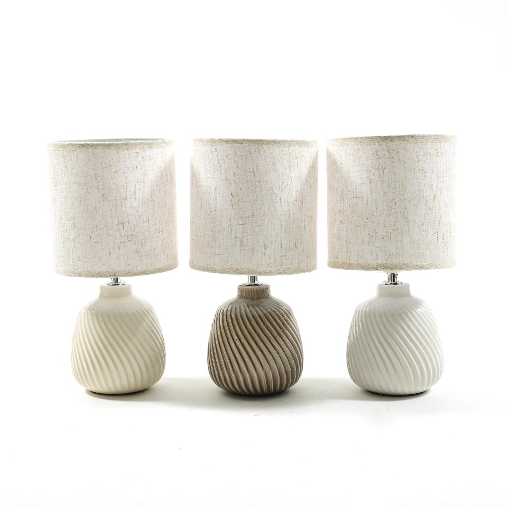 Lampada con base in ceramica d.13xh.26cm colori assortiti