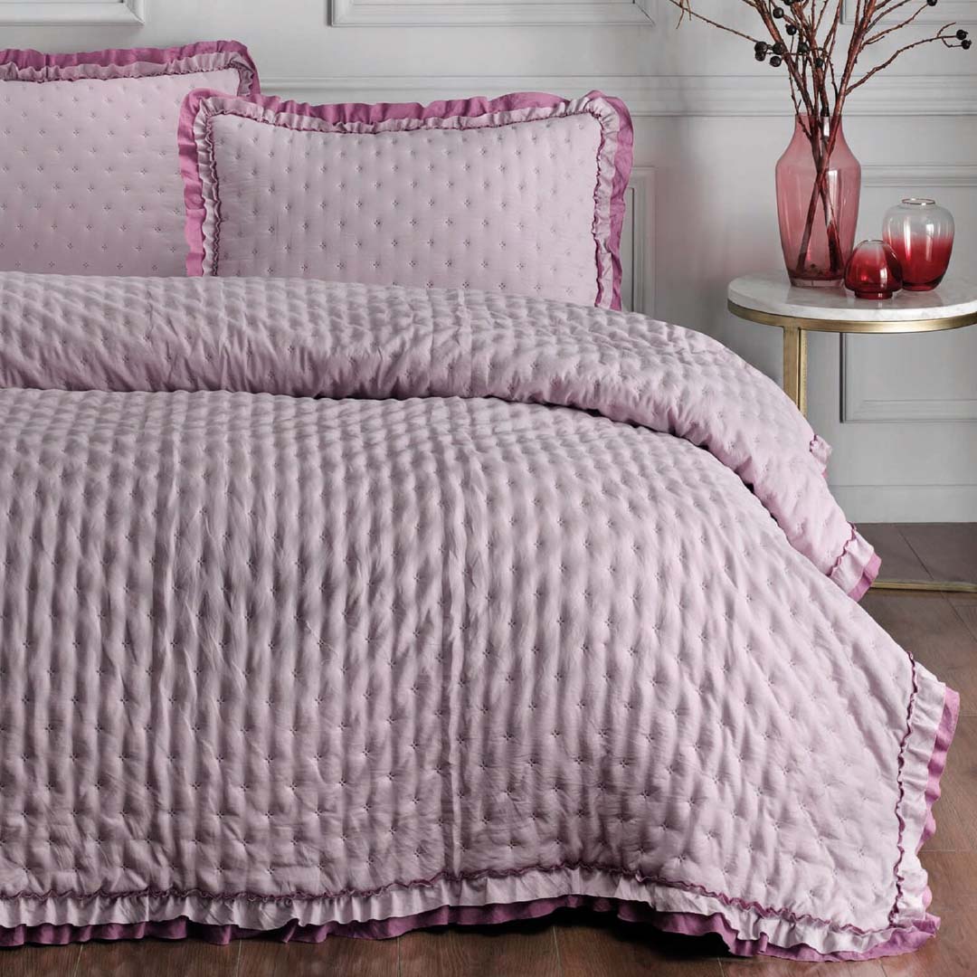 Lyon quilt trapuntino matrimoniale 260x260 duble face con doppio frill 100% microfibra colori assortiti.