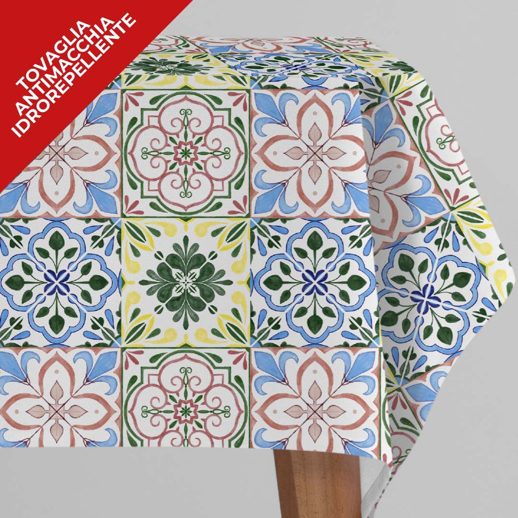 Hydro maiolica tovaglia tavola cm. 140x180 antimacchia idrorepellente 150 Gr/m. stampe assortite in digitale 100%POL.