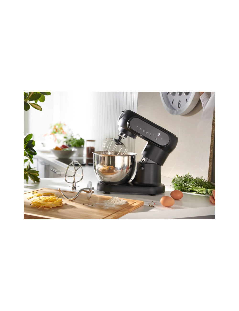 Impastatrice planetaria digitale matt black techno col. Abs e inox cm.35x16x32h Brandani